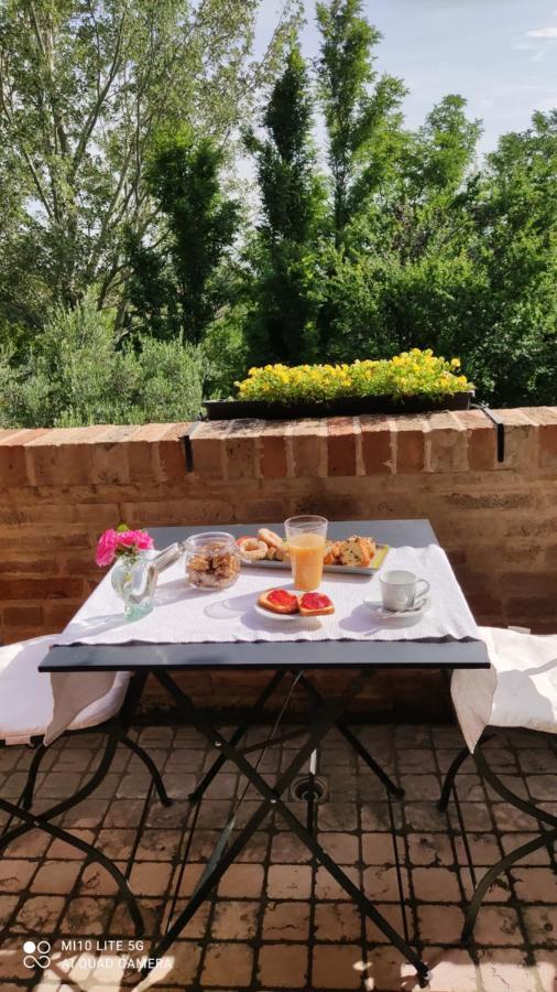 Luci Sui Monti Bed & Breakfast Sarnano Exterior photo