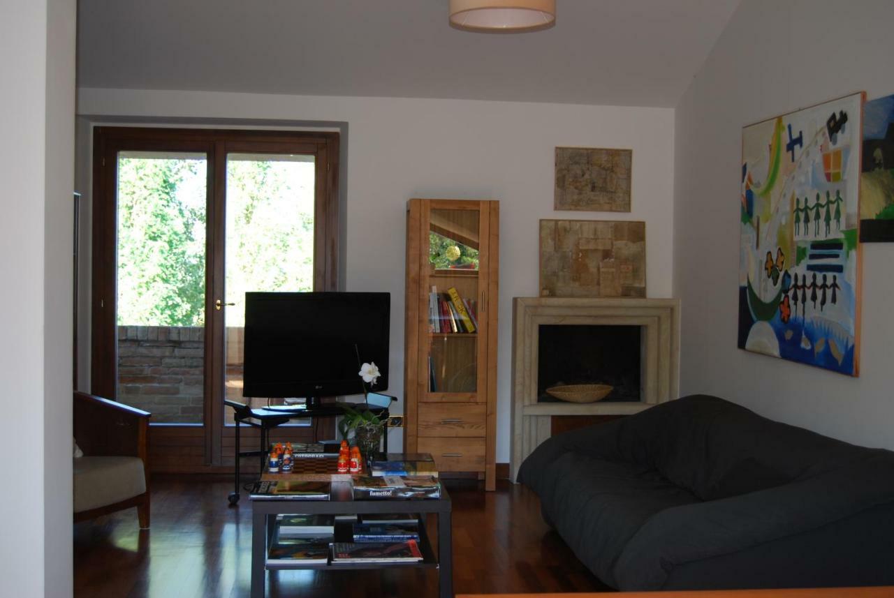 Luci Sui Monti Bed & Breakfast Sarnano Exterior photo