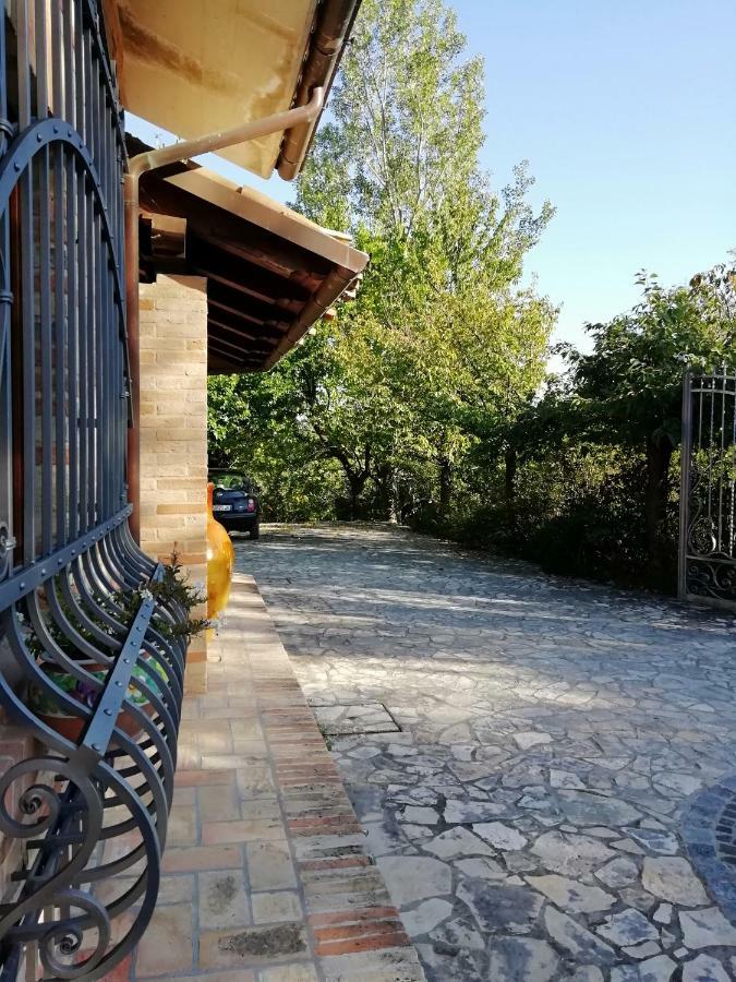 Luci Sui Monti Bed & Breakfast Sarnano Exterior photo